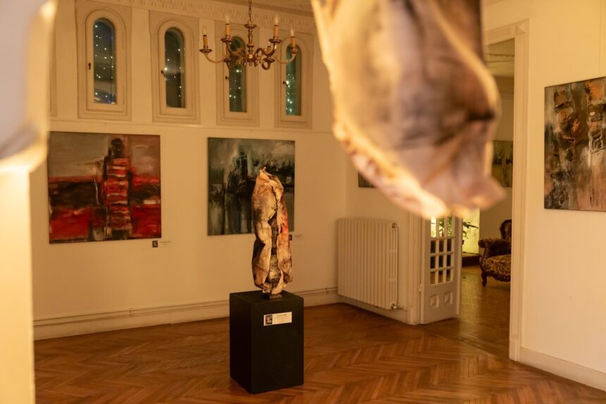 bucurestenii pot vizita galeria madrigal in noaptea muzeelor este inaugurarea expozitiei corul madrigal 63 de ani de branding cultural 6a102bfc9eea3