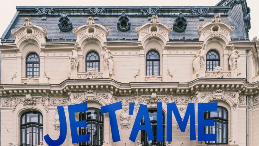 la mita biciclista se deschid portile in noaptea muzeelor 2026 va gazdui o expozitie un targ de carte si albume iar seara e discotecaf09faaa9 6a0ecc6ddb7e8