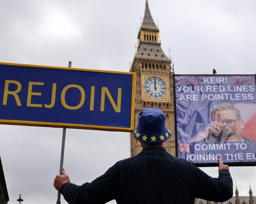 no tailor made deal for uk if it wants to rejoin bloc say former eu brexit officials 6a0bb62e8e060