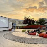 se redeschide cinema sub clar de luna sus la mall pe promenada f09f93bdefb88f ce filme din caravana tiff putem vedea gratis in acest sfarsit de saptamana 6a16c37dd253e