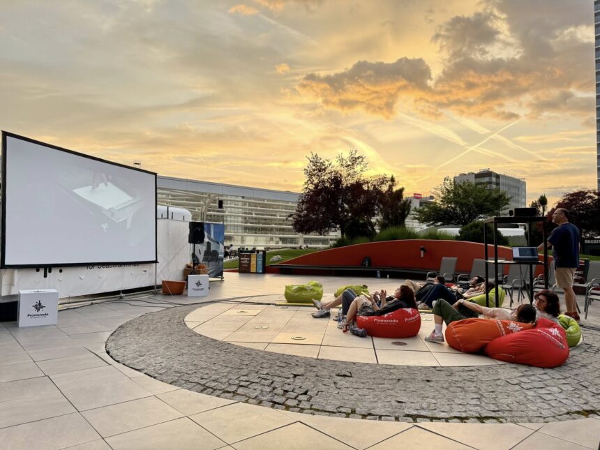 se redeschide cinema sub clar de luna sus la mall pe promenada f09f93bdefb88f ce filme din caravana tiff putem vedea gratis in acest sfarsit de saptamana 6a16c37dd253e