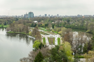 tur civic ghidat in cartierul baneasa strazi pentru oameni ii invita pe bucuresteni sa descopere farmecul zonei si sa se implice activ in protejarea ei 6a0f2ede8d732