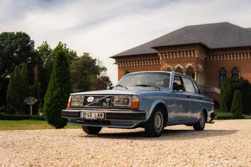foto expozitia suedezele orasului e in acest weekend in bucuresti pe esplanada din piata amzei vor fi prezentate 20 de automobile istorice volvo si saab 6a1f1cf8662e2