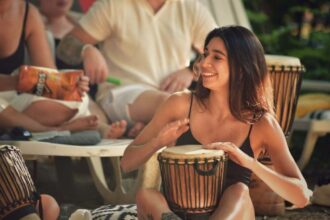 in weekend ne vedem la picnic de sanziene cu patura pregatita si chef de distractie gradina de la muzeul dr nicolae minovici gazduieste doua zile de muzica si relaxare f9e4c374