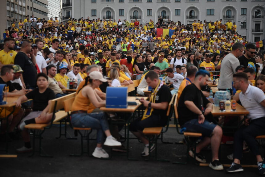 mondialele se joaca la ateneu e29abd ecran urias montat in piata george enescu pentru cm 2026 toate meciurile vor fi difuzate aici 4143f6b2