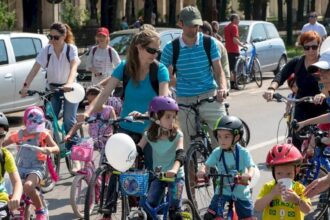 parada micilor biciclisti va fi in drumul taberei in weekend f09f9ab4 picii vor participa la curse cu bicla si jocuri cum se fac inscrierile 6a280603ee5a1