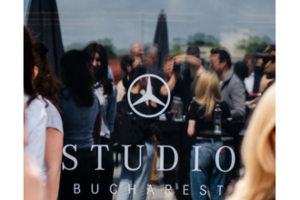 s a deschis mercedes benz studio bucharest capitala romaniei devine parte a unui concept global care celebreaza cei 140 de ani de inovatie ai brandului 6a1ef2cae1acb