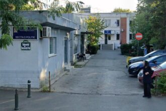 sute de metri patrati blocati in sectiile 4 si 5 de politie sectorul 1 cedeaza fostele birouri administrative catre mai 6a33521fa5529