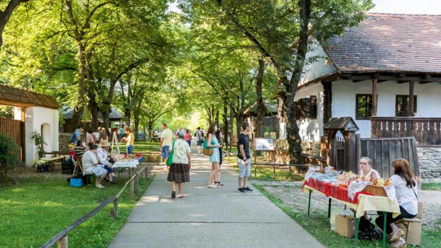 targ de sanziene la muzeul satului pe 24 iunie vor fi spectacole cu muzica si dans atelierele artistice sunt gratuite dar locurile sunt limitate 6a26d0a5b224d
