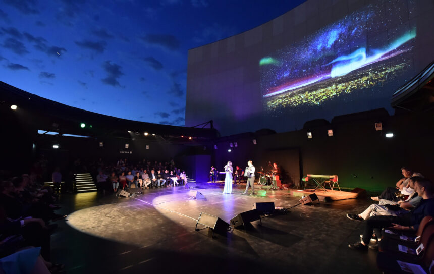 amfiteatrul tnb se redeschide saptamana viitoare concerte si spectacole de teatru vor avea loc toata luna august 6a67817d73e36