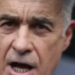 anca alexandrescu pusa la zid de o sustinatoare a lui calin georgescu doamna general nu este frumos sa furati munca altuia de la ce a pornit disputa 6a5e8f9d72f25