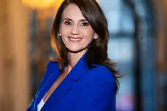 anca alexandrescu va fi inlocuita temporar in grila realitatea plus fiica lui maricel pacuraru pe tronsonul culisele statului paralel 6a6791b15e246