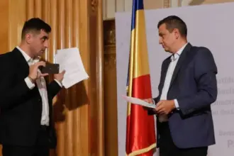 aur pute psd ului cu simion nu poate exista colaborare grindeanu si simion se acuza ca l salveaza pe bolojan 6a550eaed353f