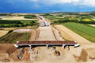 autostrada transilvania lotul biharia chiribis ar putea fi deschis cu cinci luni inainte de termen 6a5498e96d549