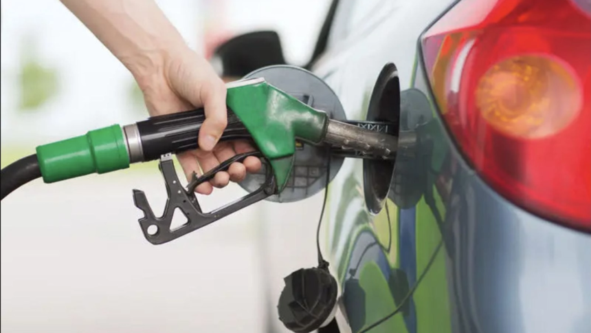 comandament de urgenta la guvern pentru situatia de pe piata combustibulului marii jucatori din industrie sustin ca nu vom avea penurie de motorina sau benzina 6a6c5e002dea0
