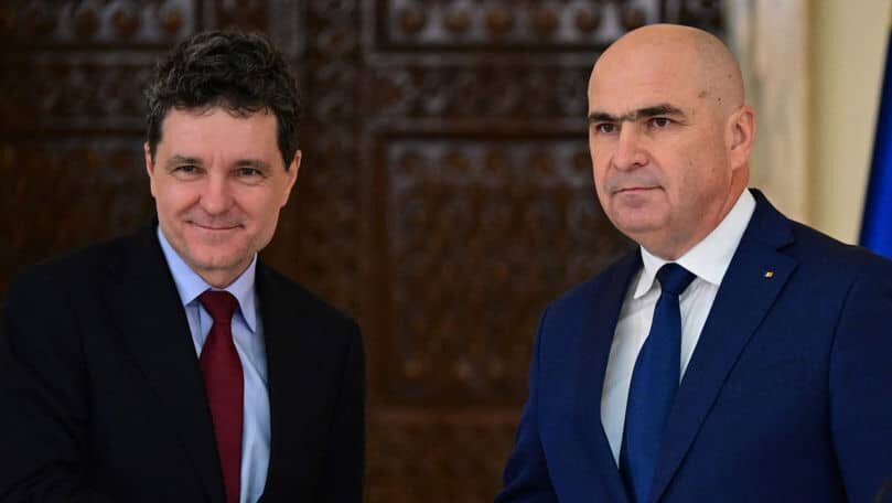 cu cat vor creste salariile lui nicusor dan si ilie bolojan dupa noua lege a salarizarii 6a5bb240156f1