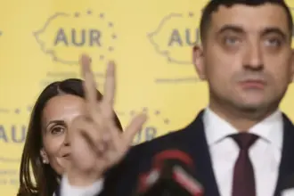 cum s a dezis simion de anca alexandrescu si capcana in care a impins grupul realitatea tv 6a699cbfed5f7