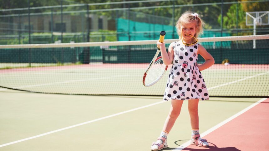 cursuri gratuite de tenis pentru copiii din bucuresti la centrul national simona halep care sunt documentele necesare si cate locuri sunt disponibile 6a4920f8ea215
