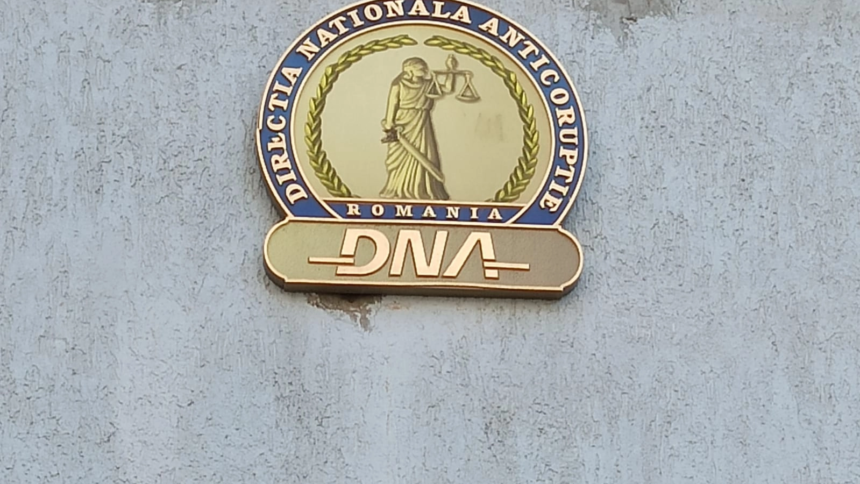 directorii generali ai apia si anf au fost suspendati din functii dna i a trimis in judecata 6a674de367872