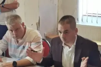 escrocul din fruntea ansvsa refuza sa demisioneze 6a6b88f05ffed