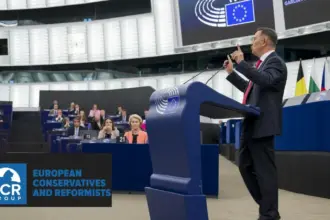 europarlamentar gheorghe piperea motivatia adevarului si a pacii a disparut in europa traim vremuri de confuzie intre bine si rau 6a59cf3513cd9