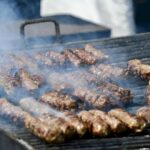 festivalul micului bucurestean e n weekend la bodega la mahala e cu desigur mici pastrama carnaciori si sigur gasim si bere 6a4637ac46910