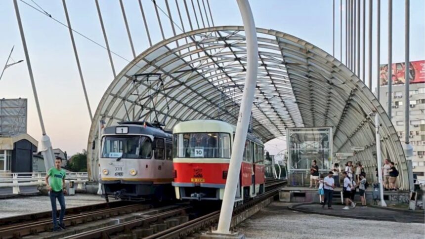 festivalul tatra continua si in acest weekend in bucuresti ca o ultima surpriza stb reintroduce sambata tramvaiele t4r pe linia 41 6a55fb96141ba