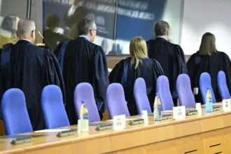 fost membru csm despre reforma pensiilor de serviciu prin neplata acestora s ar economisi o suma mai mica decat bugetul de pr de la primaria oradea 6a509004cc2c2