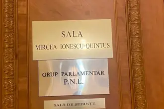 foto lista cu cei 14 deputati pnl care au votat pentru deblocarea angajarilor din sanatate 6a69fec0cdaca