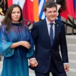 foto nicusor dan a impartasit imagini de la receptia lui emmanuel macron alaturi de el s a aflat si mirabela gradinaru 6a55c7f609715