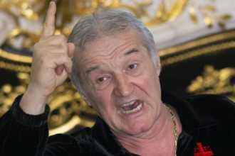 gigi becali ba vagabonzilor votati guvernul sunteti niste hahalere daca aveam putere ii arestam pe toti protestul oierilor l a facut sa se dezlantuie 6a6b59a2cba3e