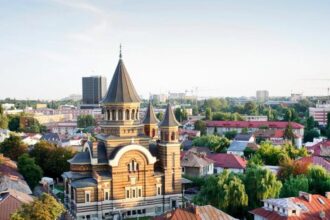 grant cartierul pe langa care trecem grabiti dar pe care putini il stim invitatie la un tur civic cu povesti despre podul grant giulesti si istoria ascunsa a zonei 6a61cb09b4900