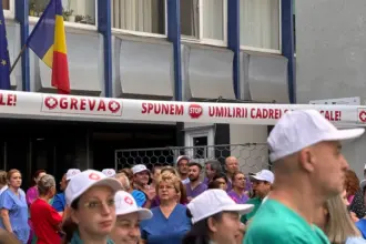 guvernul a deblocat 6 850 de posturi din spitale si servicii de ambulanta 6a69aacf291f9