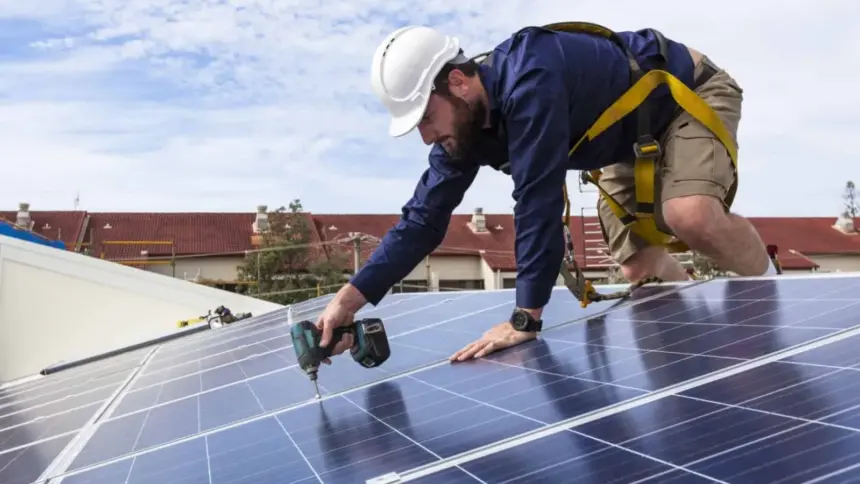 legea prosumatorilor promulgata dupa un blocaj de aproape trei ani surplusul de energie va putea plati curentul si gazele 6a6200de91475