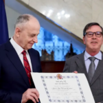 mircea geoana a fost decorat de regele spaniei cu una dintre cele mai inalte ordine civile 6a5102024be65