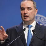 nazare ii raspunde indirect lui citu romania nu se prefinanteaza si nu accelereaza imprumuturile miza ratingului de tara 6a50beb68a043