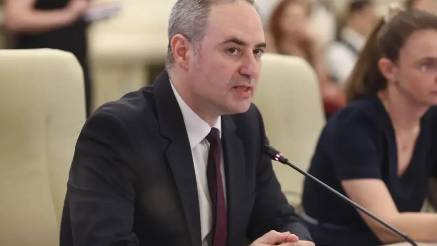 nazare intalnire cu ambasadorul frantei avem nevoie de o noua etapa a cooperarii economice 6a6090ba63969