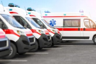 parada ambulantelor e azi in piata constitutiei se implinesc 120 de ani de la infiintarea societatii salvarea mostenirea lasata bucurestiului de doctorul nicolae minovici 6a68547d1254c