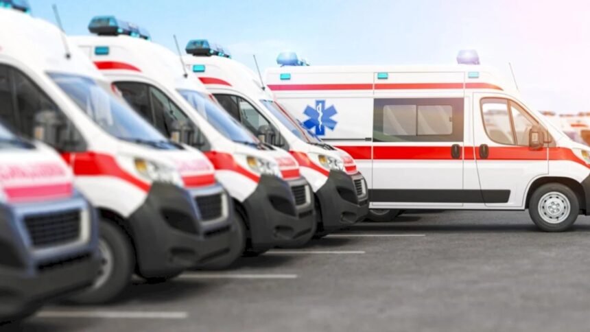 parada ambulantelor e azi in piata constitutiei se implinesc 120 de ani de la infiintarea societatii salvarea mostenirea lasata bucurestiului de doctorul nicolae minovici 6a68547d1254c
