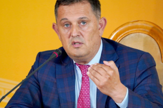 piperea acuza bnr ca apara bancile in scandalul robor despagubirile nu sunt pierderi ci consecinta raspunderii pentru fapte ilicite 6a4e1713c31c0
