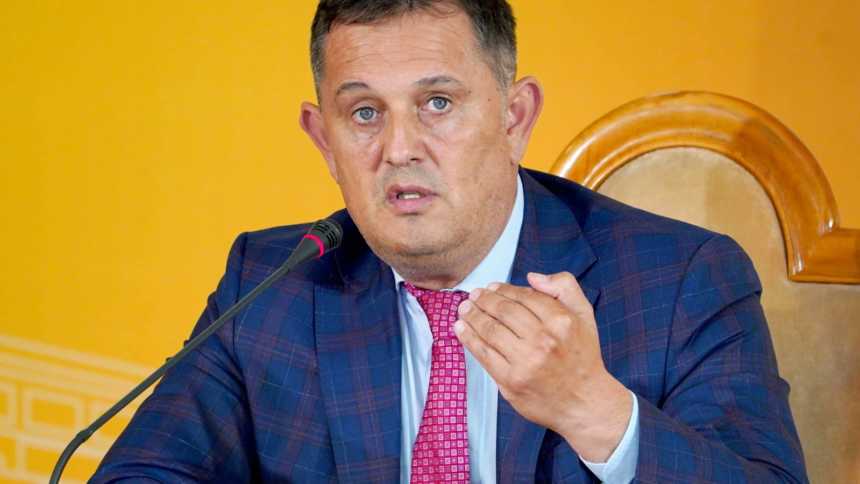 piperea acuza bnr ca apara bancile in scandalul robor despagubirile nu sunt pierderi ci consecinta raspunderii pentru fapte ilicite 6a4e1713c31c0
