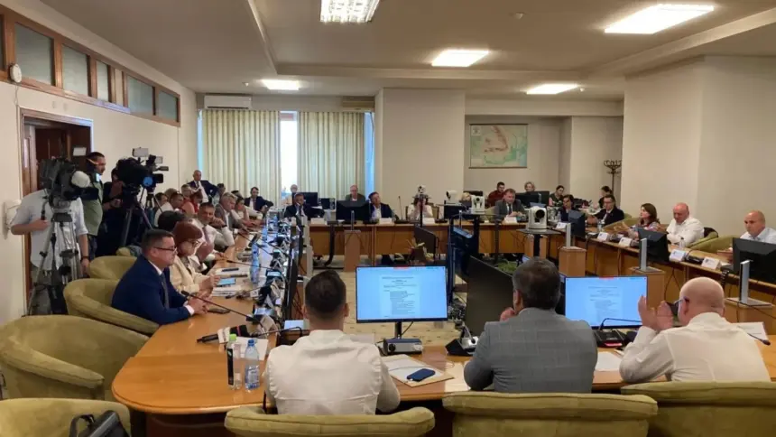 premiera dupa 1989 primarii din toata tara isi vor putea delega semnatura pe autorizatiile de construire si certificatele de urbanism modificarea a trecut ultimul test politic inaintea votului fina 6a68c29040460