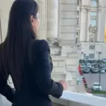 revenire neasteptata dupa 12 ani cu ce se ocupa acum elena basescu si in ce proiect politic important este implicata a contribuit la modificare unei legi promulgata chiar de tatal ei 6a6b07a6392c9