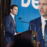 robert sighiartau legea salarizarii nu va reduce veniturile bugetarilor liderul pnl acuza sindicatele de legaturi cu psd 6a69bac883601