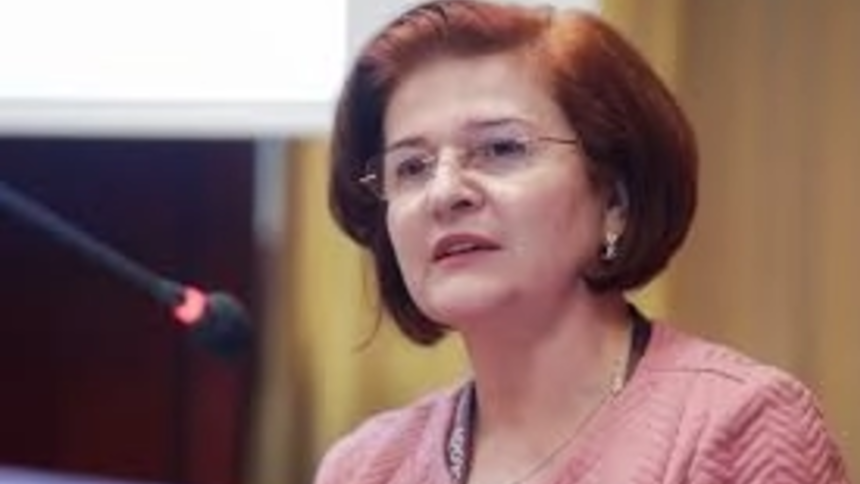 sefa colegiului medicilor se revolta pe legea salarizarii mediciii pleaca din tara nu mai avem timp 6a690b37d5d72