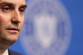 seful cancelariei primului ministru mihai jurca omul de incredere al lui ilie bolojan prezinta cifrele un guvern care administreaza poate fi un bun administrator 6a51fb4d963cb