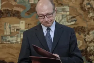 solutia lui traian basescu la atacurile cu drone din romania sa negociem cu ucrainenii sa nu se mai joace cu dronele 6a650afe5be52