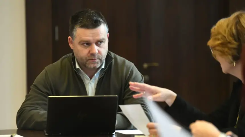 solutiile lui ciprian ciucu pentru rezolvarea crizei politice este de luat in calcul si scenariul extrem al alegerilor anticipate 6a5cbf8dcf868