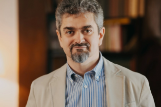 theodor paleologu compara criza politica din romania cu ziua cartitei la noi dureaza din motive de tafna pe care politician il considera adultul din inca 6a548b8e0c2f9