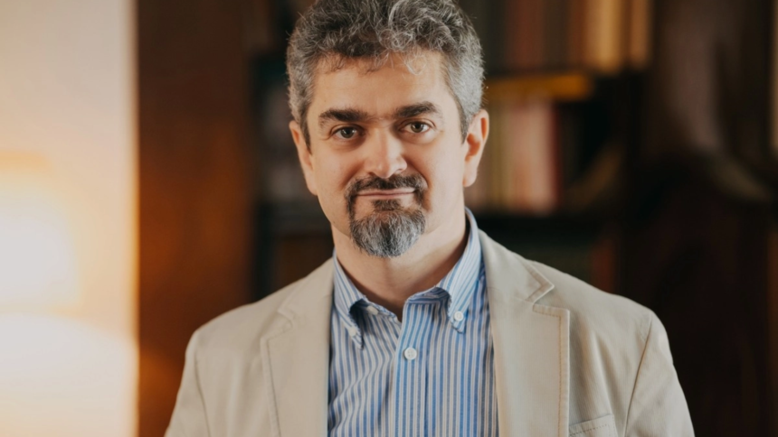 theodor paleologu compara criza politica din romania cu ziua cartitei la noi dureaza din motive de tafna pe care politician il considera adultul din inca 6a548b8e0c2f9